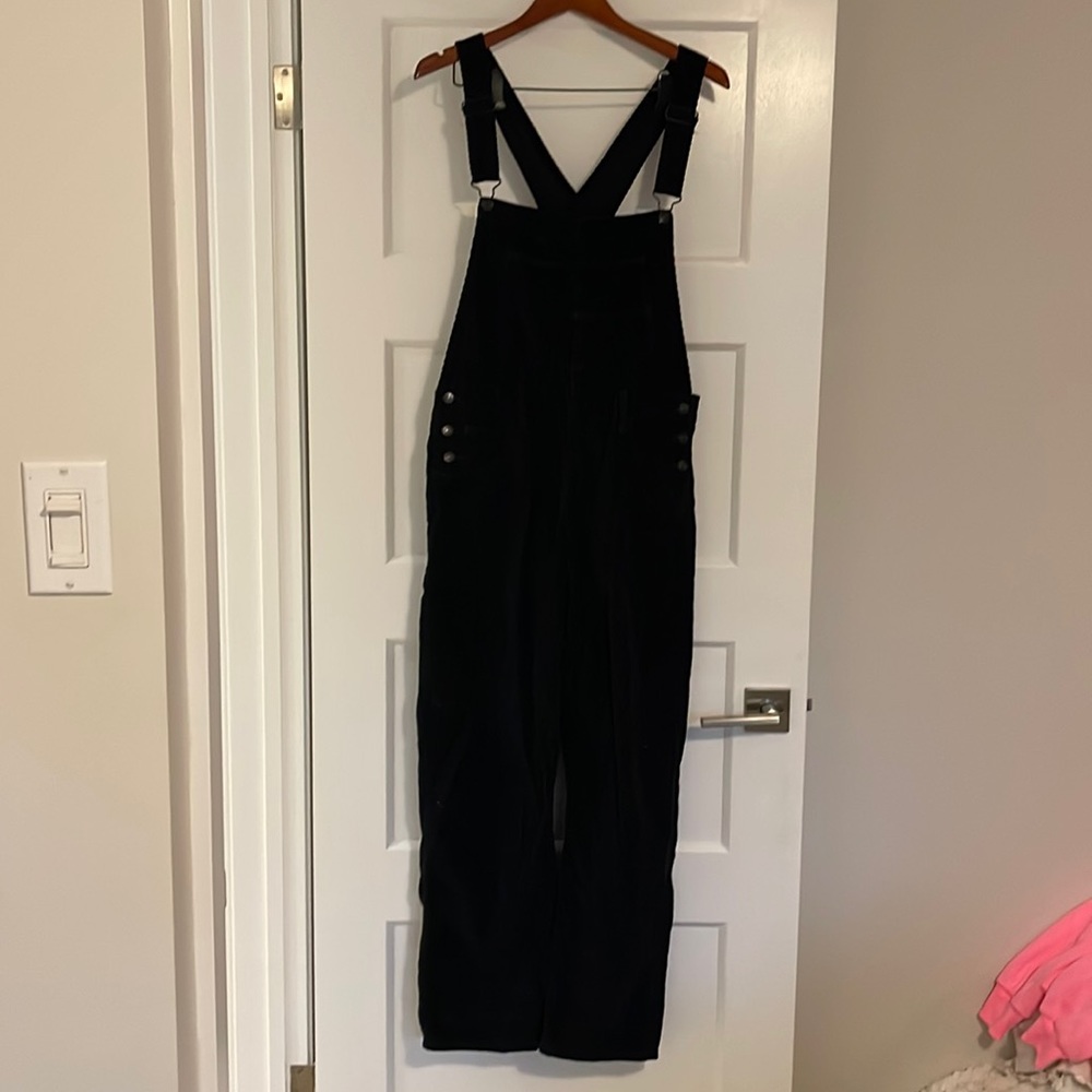 Free People black corduroy overalls like new only worn once.